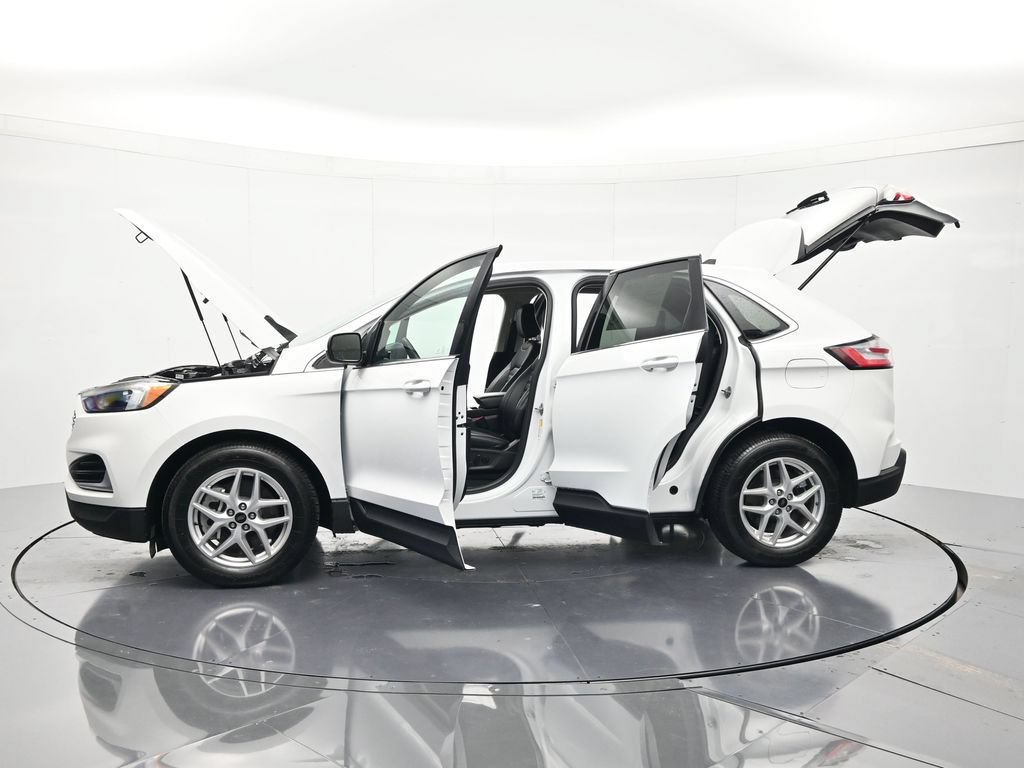Used 2024 Ford Edge SEL AWD/4WD image 46