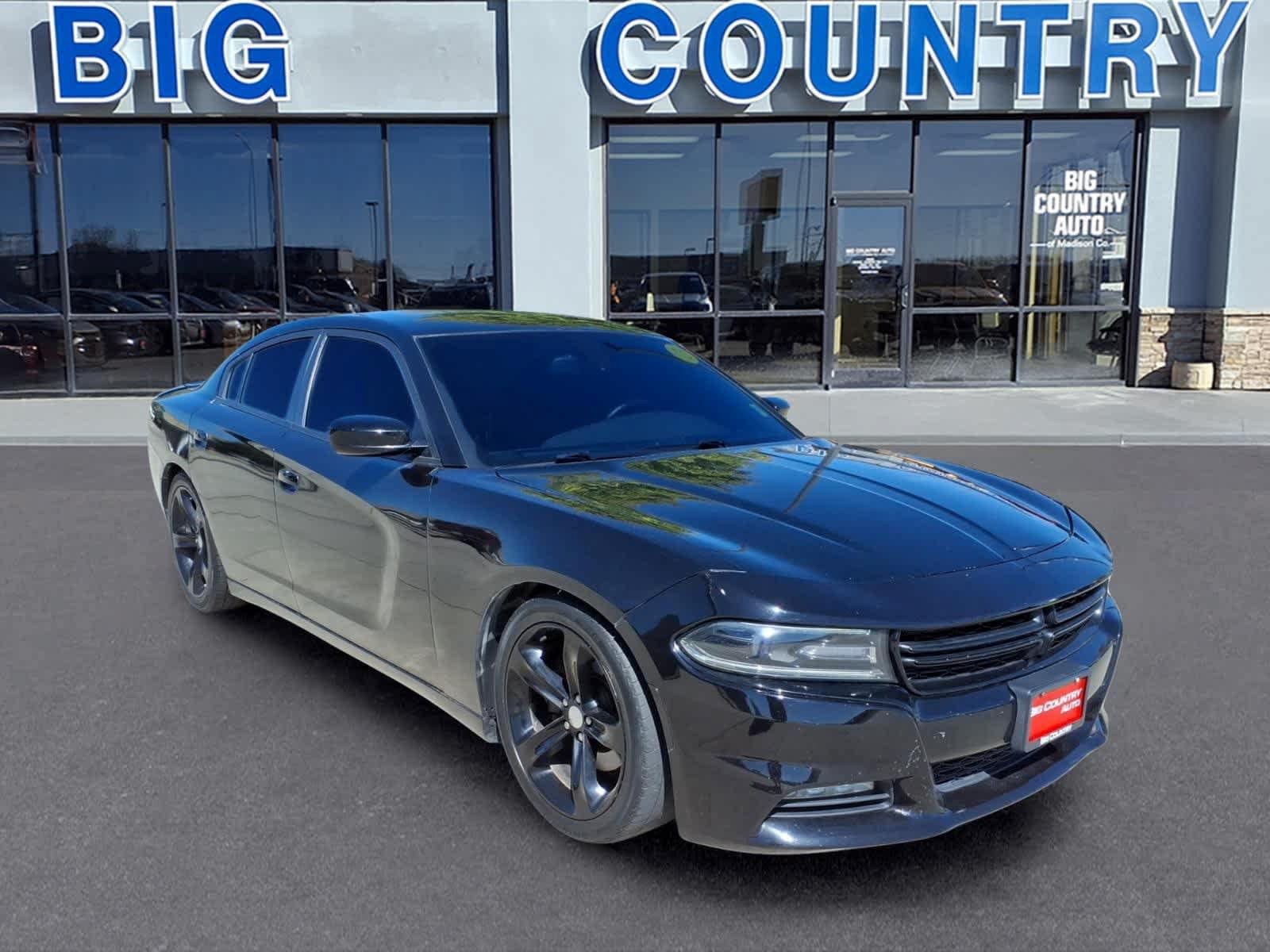 Used 2016 Dodge Charger R/T RWD image 3