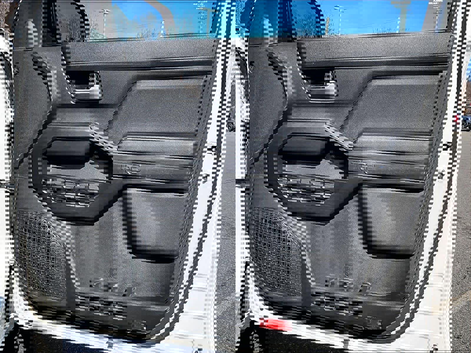 Used 2025 Toyota Tacoma TRD Off-Road image 12