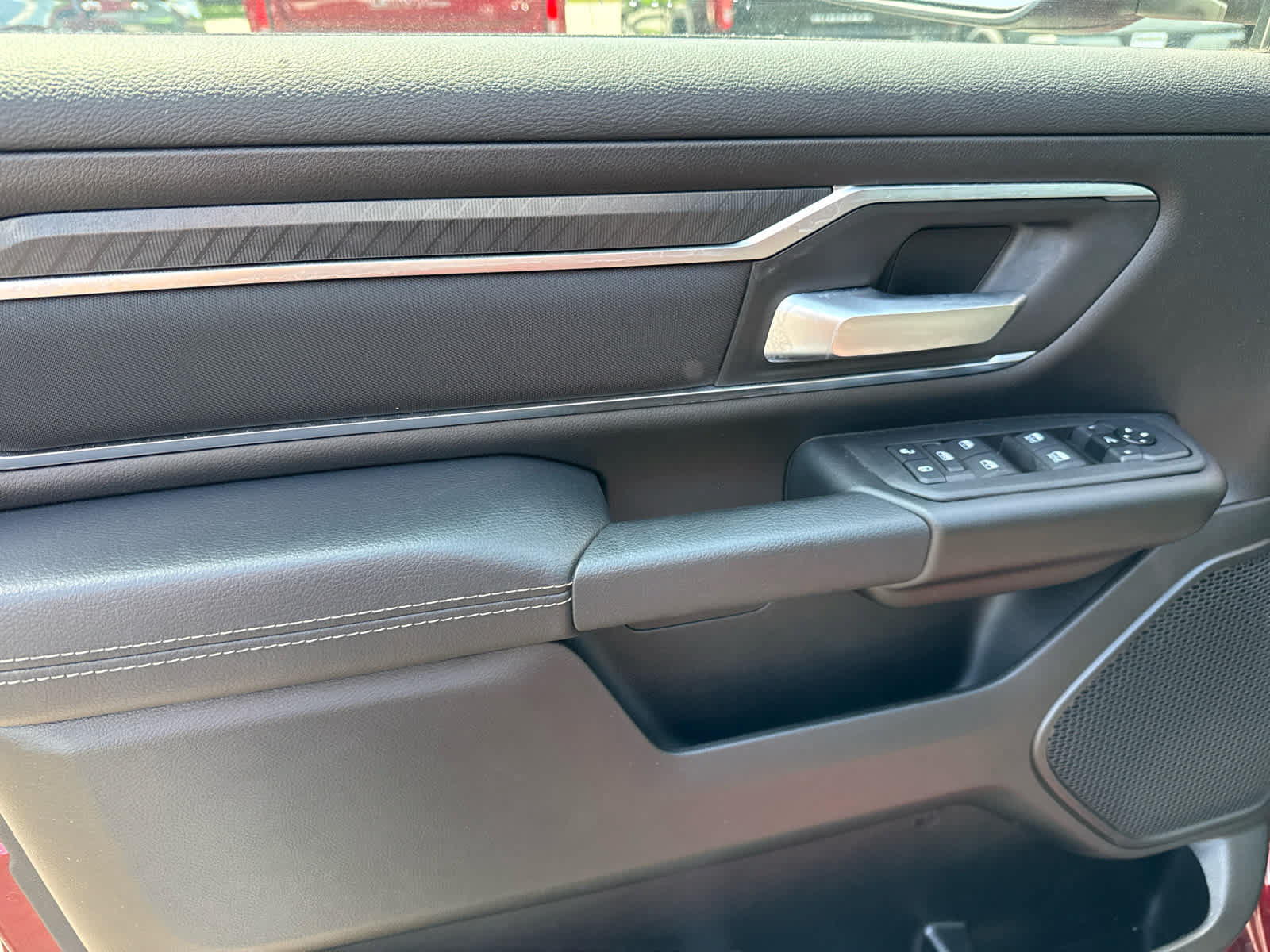 Used 2025 RAM 1500 Big Horn AWD/4WD image 13