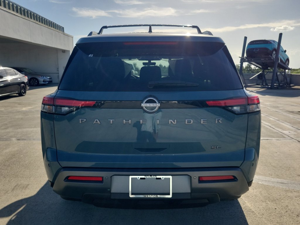 New 2026 Nissan Pathfinder SL FWD image 5