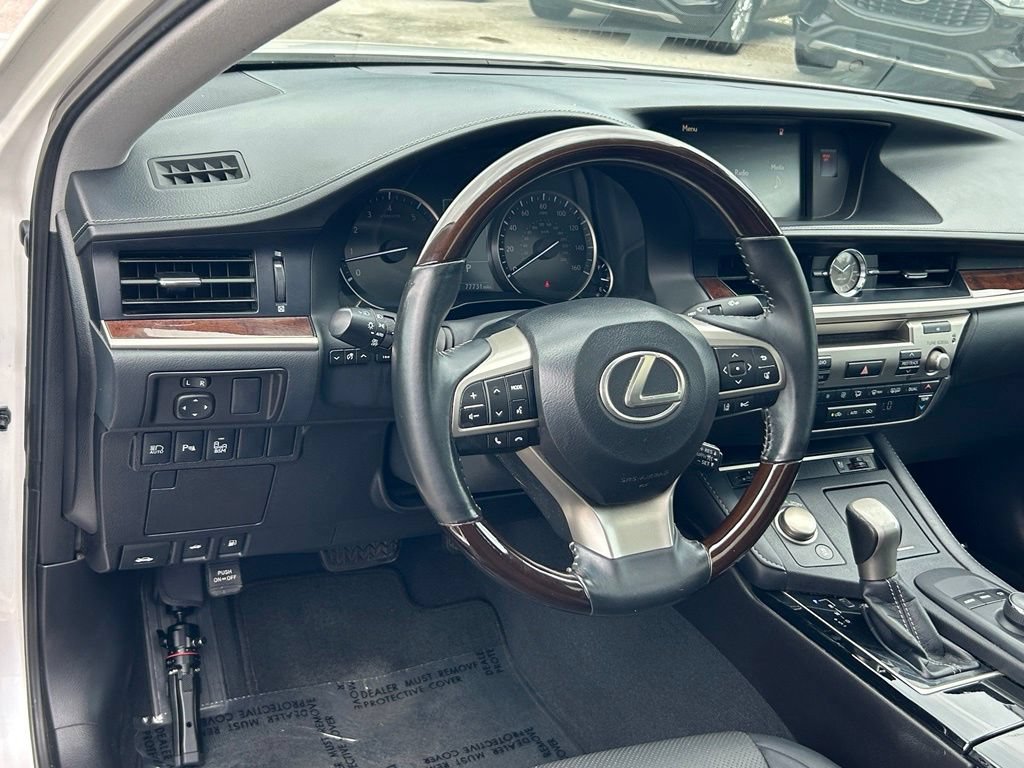 Used 2017 Lexus ES 350 w/ Premium Package FWD image 32