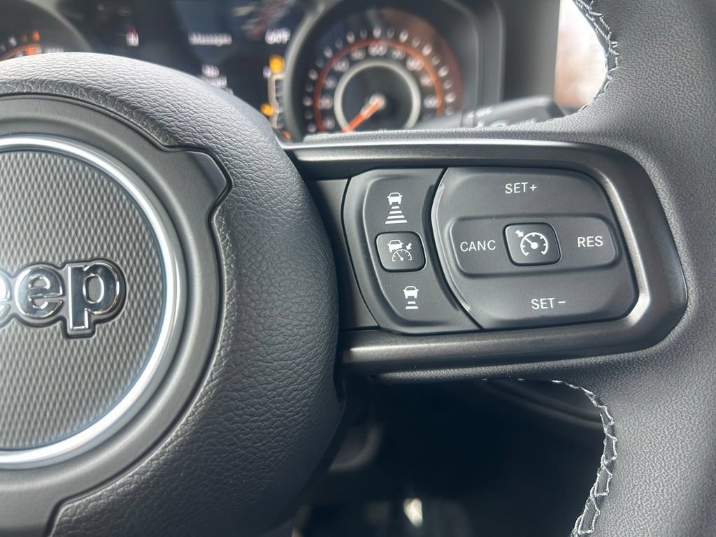 New 2026 Jeep Gladiator Sport AWD/4WD image 16