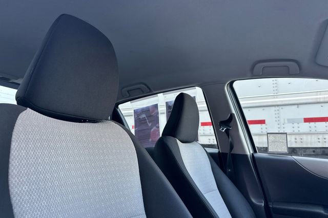 Used 2014 Toyota Yaris LE image 19