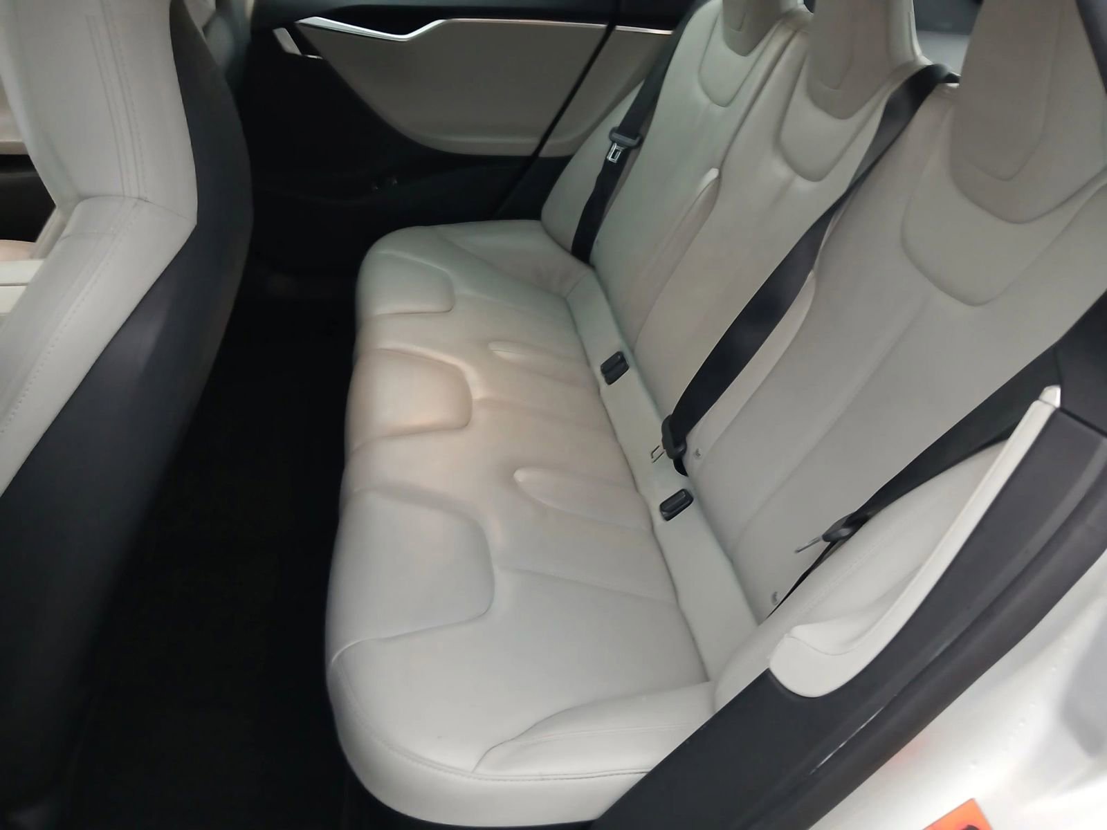 Used 2015 Tesla Model S 60 image 13