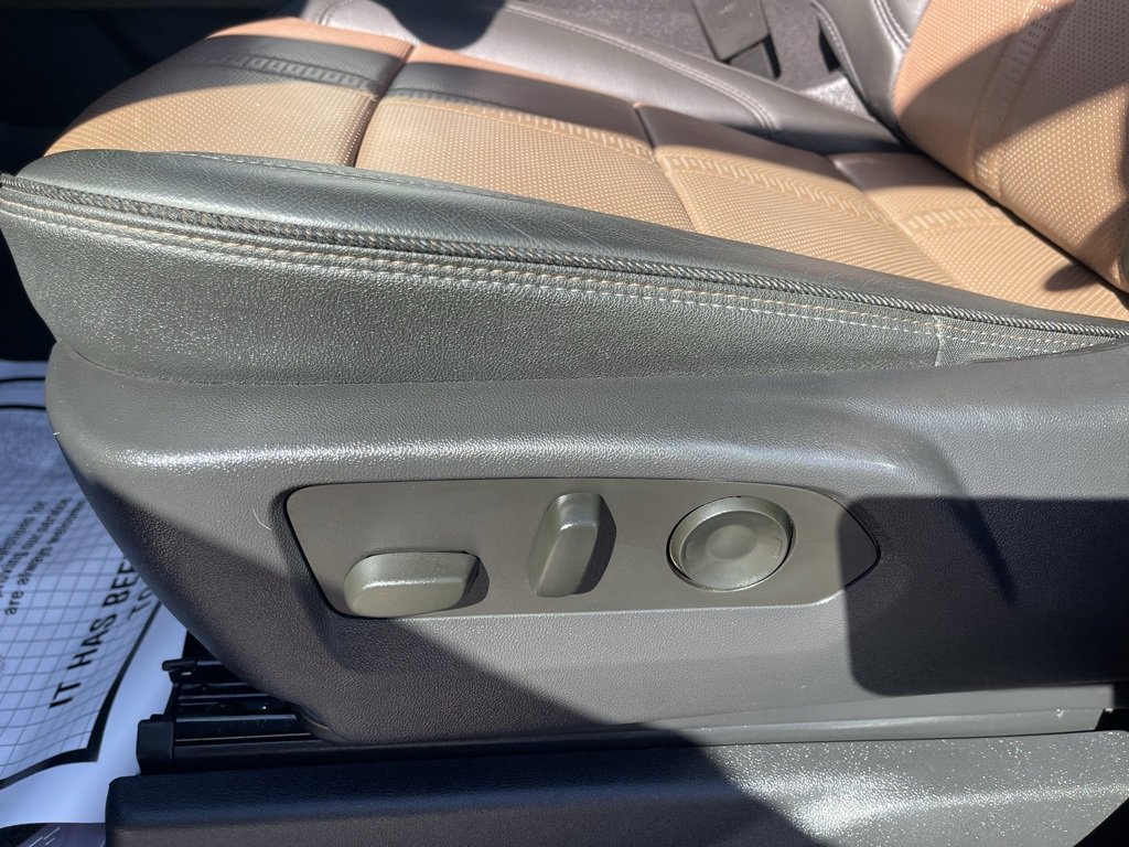 Used 2023 Chevrolet Silverado 1500 High Country image 14