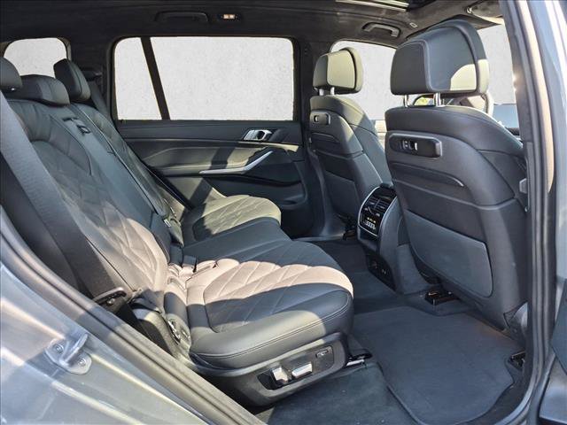 Used 2025 BMW X7 xDrive40i w/ M Sport Package AWD/4WD image 22