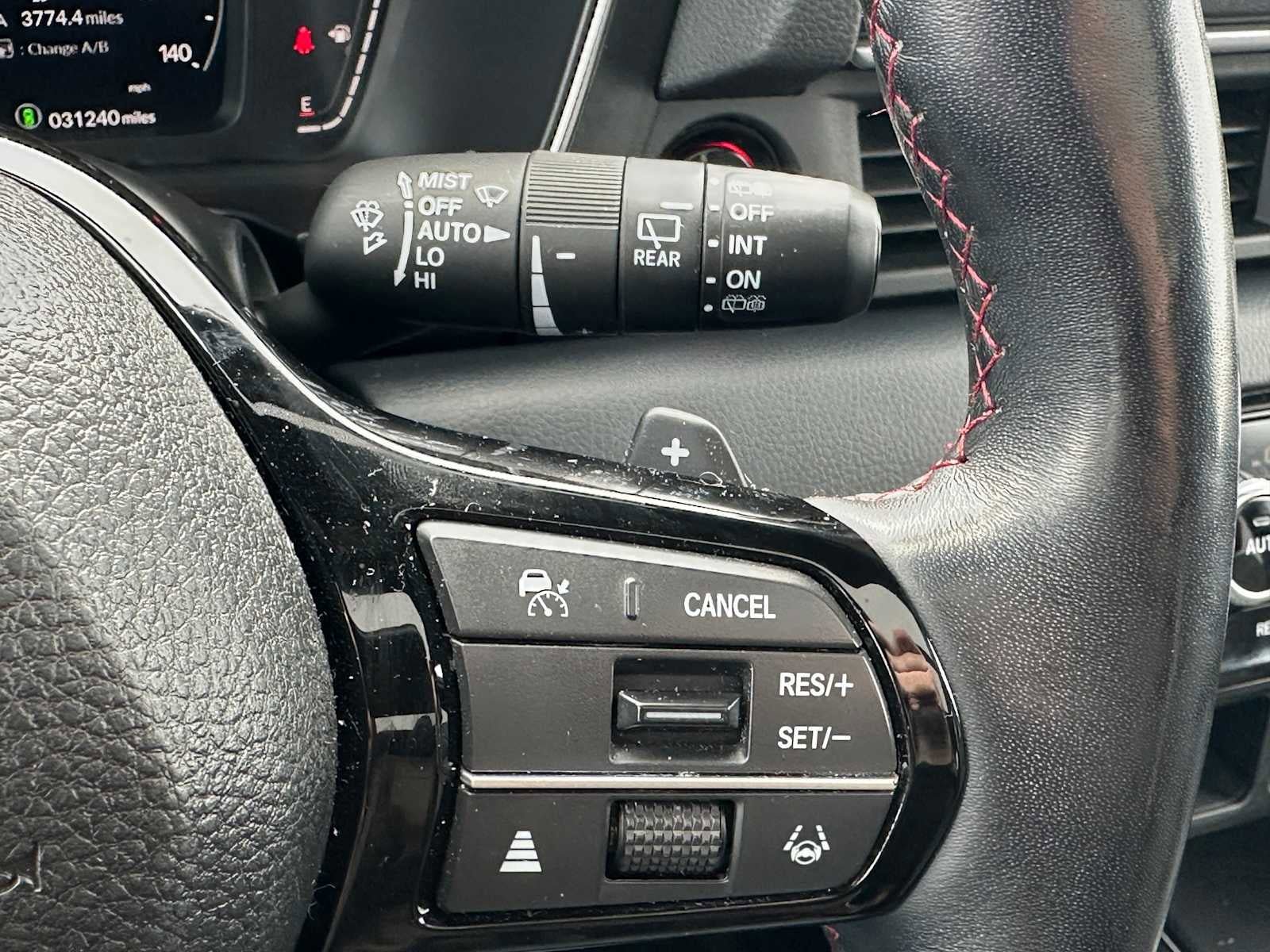 Used 2025 Honda Pilot Black Edition image 40