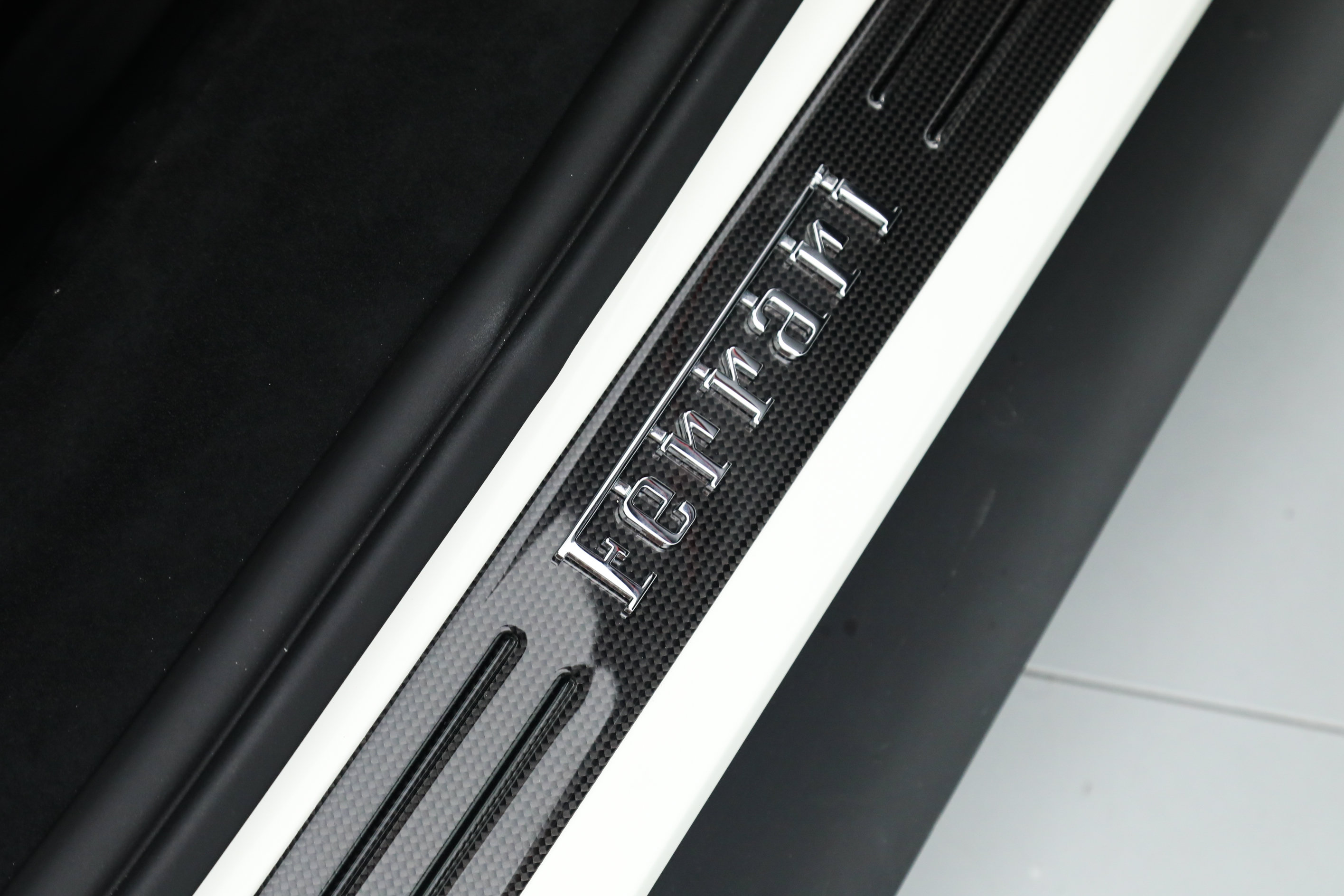 Certified 2025 Ferrari 296 GTB RWD image 22