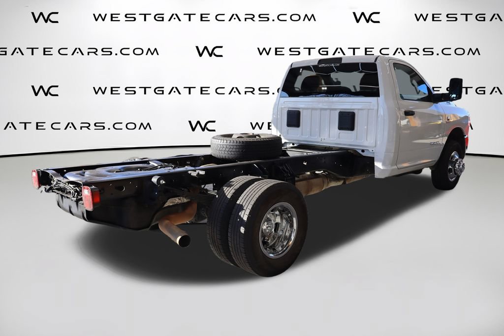Used 2022 RAM 3500 Tradesman w/ Chrome Appearance Group RWD image 29