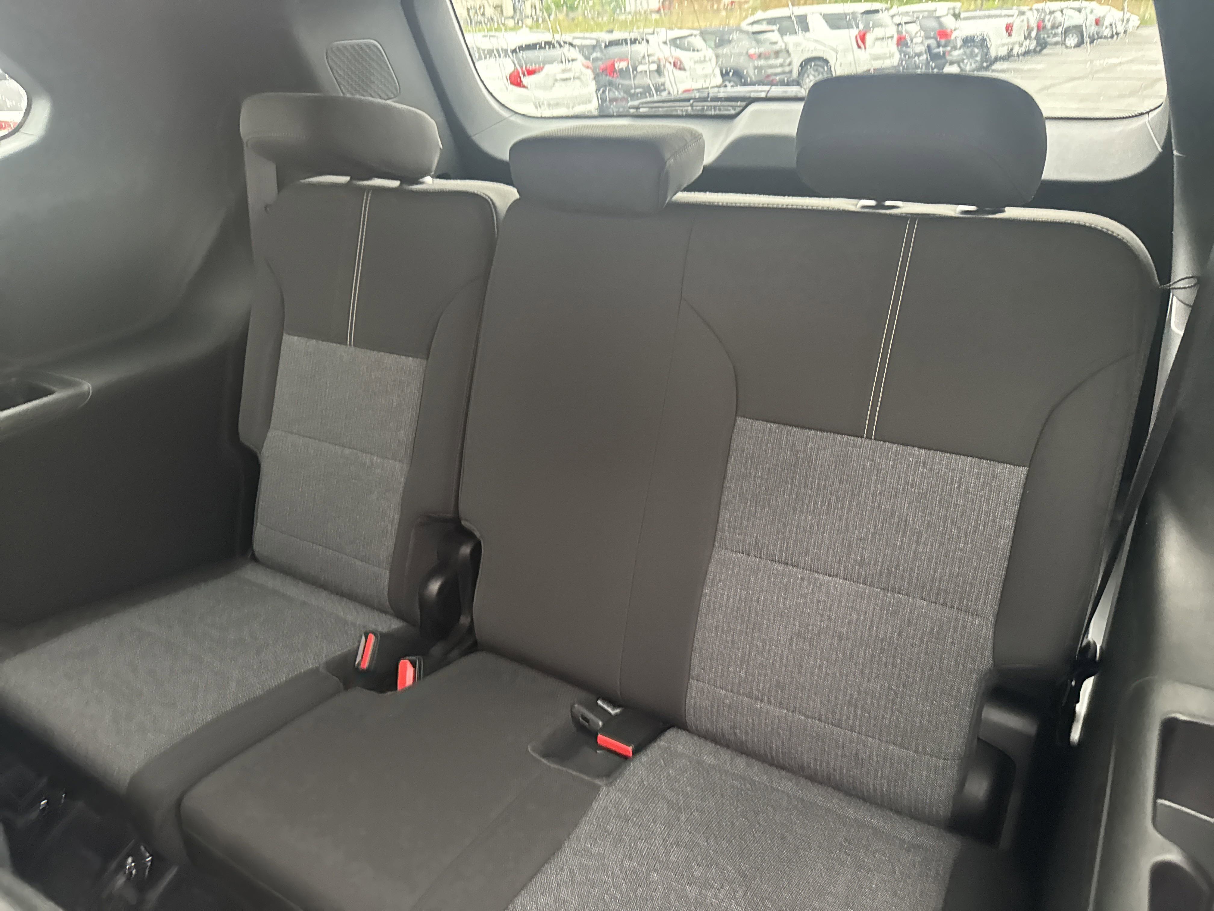 New 2025 GMC Acadia Elevation image 14