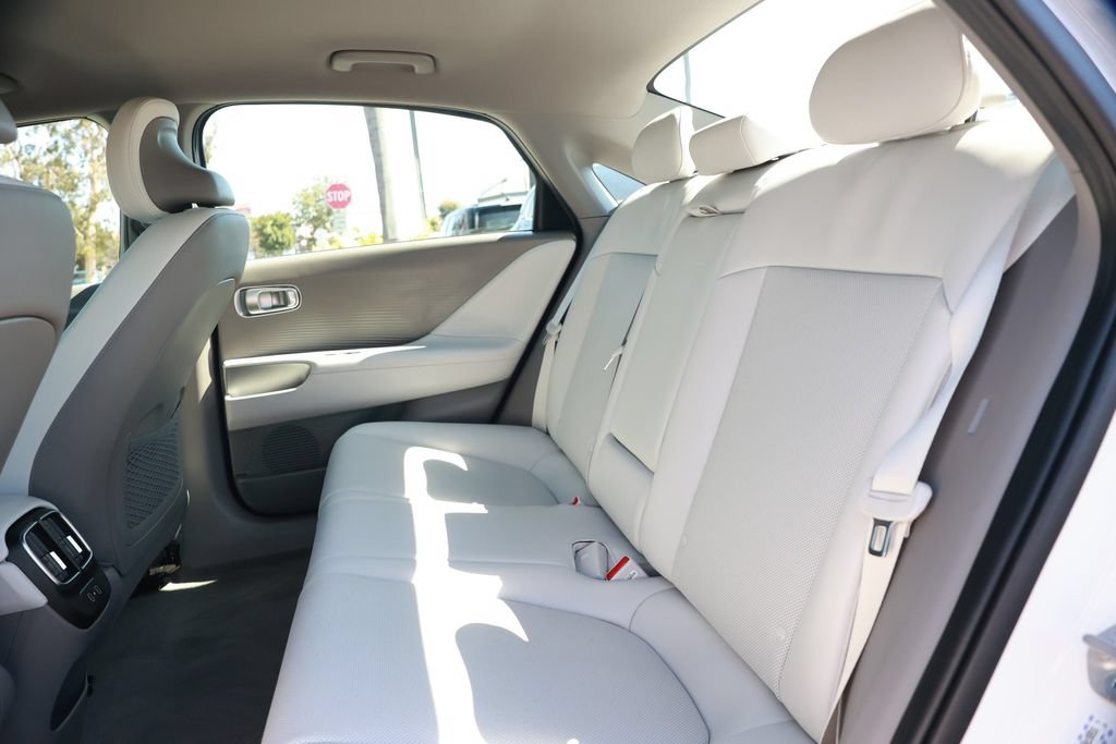 Used 2025 Hyundai Ioniq 6 SEL AWD/4WD image 34