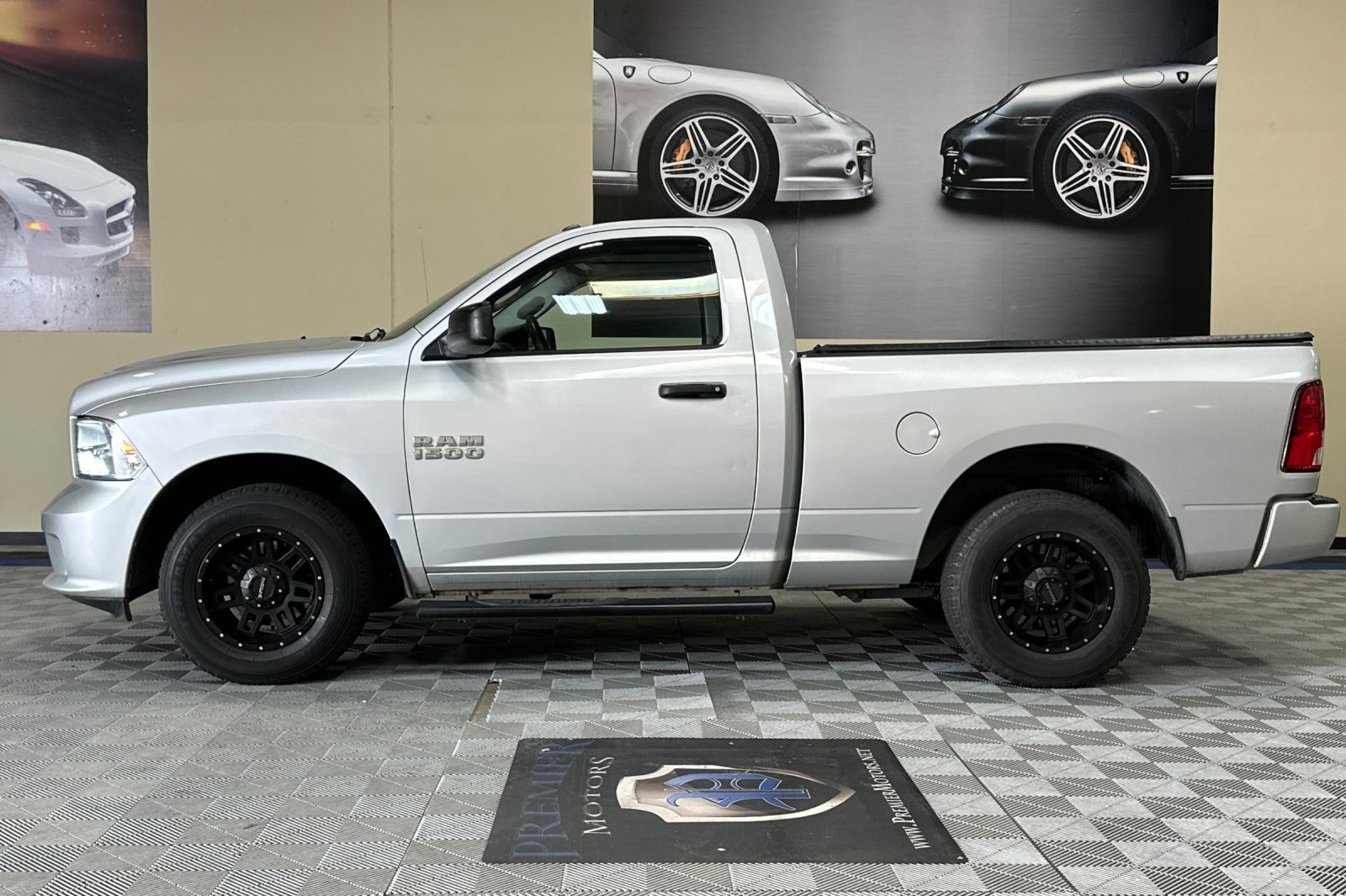 Used 2017 RAM 1500 Express image 7