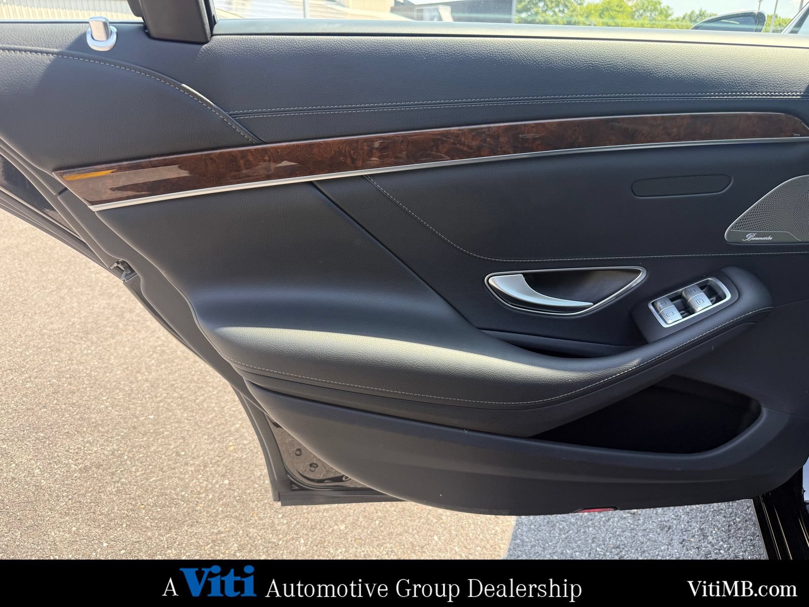 Used 2015 Mercedes-Benz S 550 4MATIC Sedan image 20