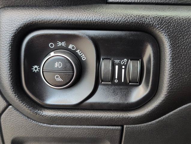 Used 2025 RAM 1500 Big Horn AWD/4WD image 24