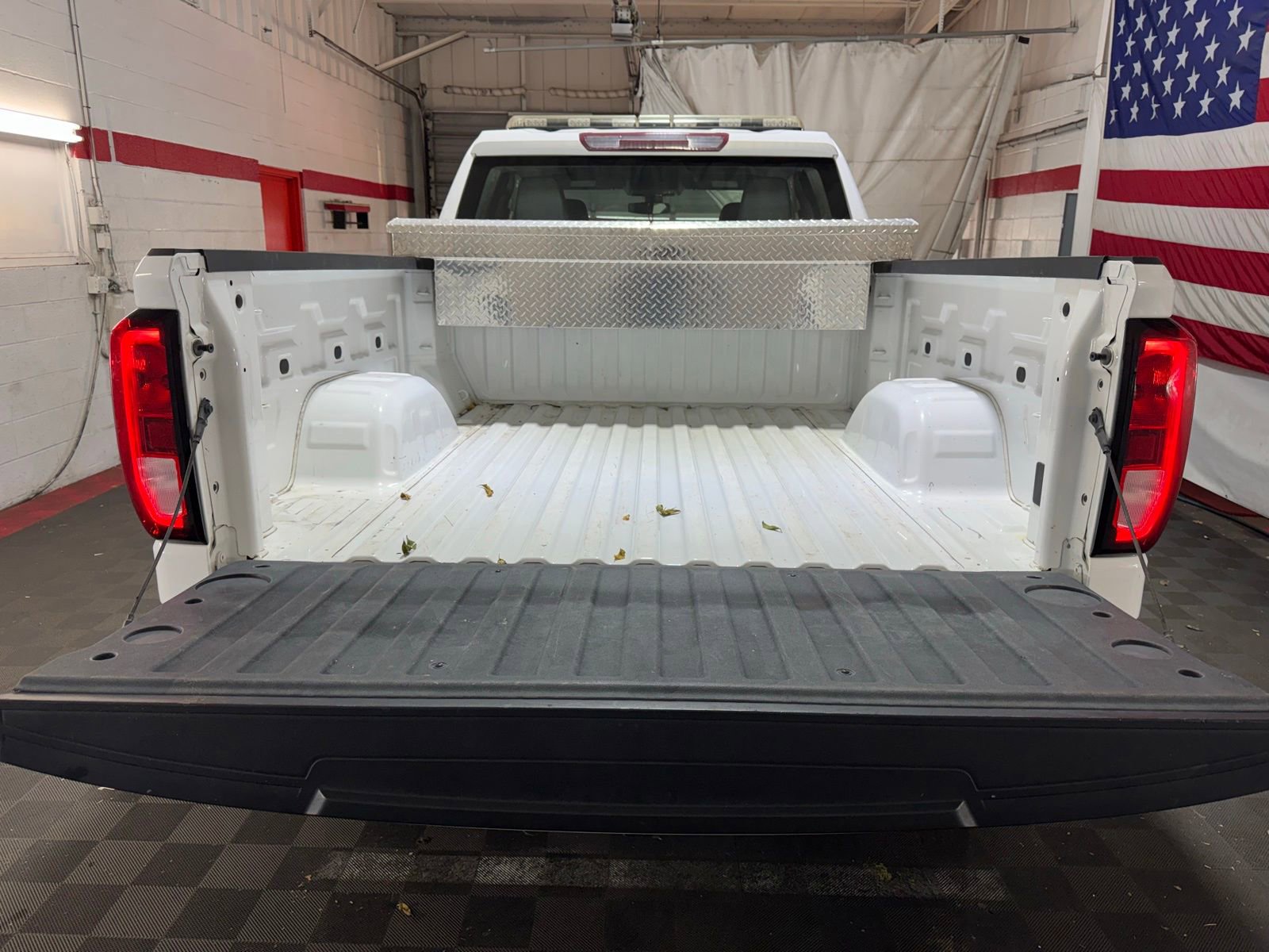 Used 2021 GMC Sierra 1500 4x4 Double Cab w/ Fleet Convenience Package image 21