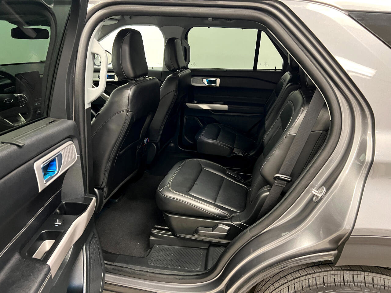 Used 2024 Ford Explorer Limited image 20