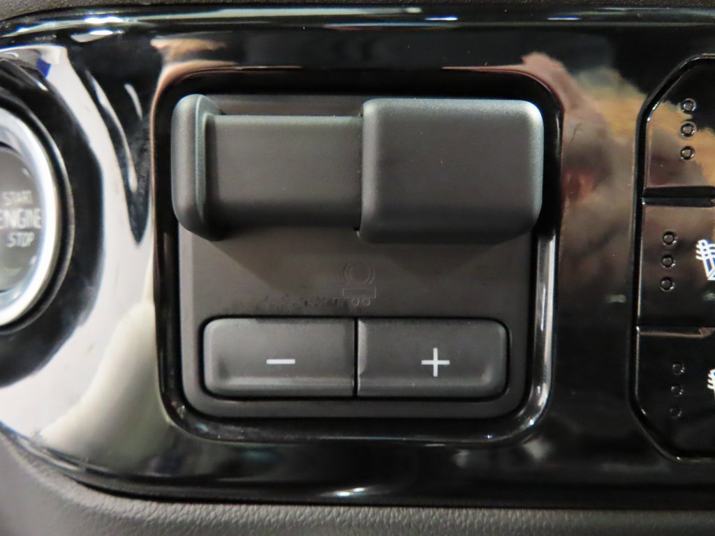 Used 2024 GMC Sierra 2500 SLT w/ SLT Premium Package image 69