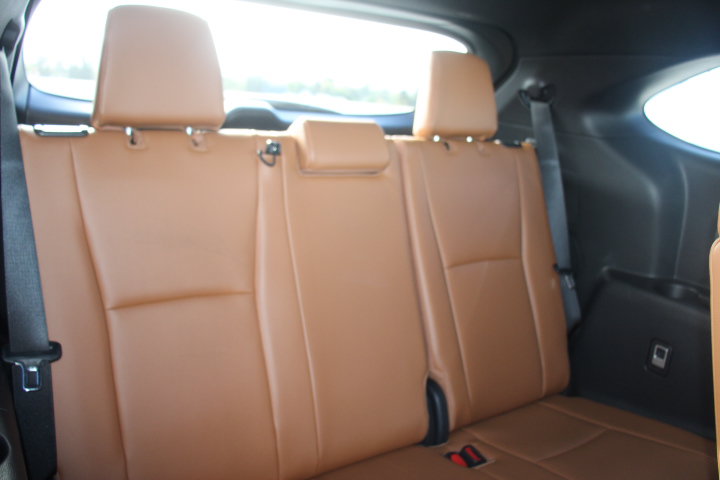 Certified 2025 Toyota Highlander Platinum AWD/4WD image 19
