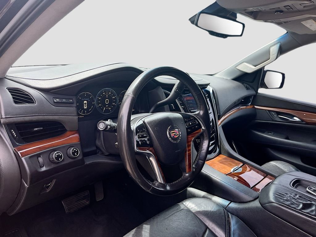 Used 2015 Cadillac Escalade Premium AWD/4WD image 9