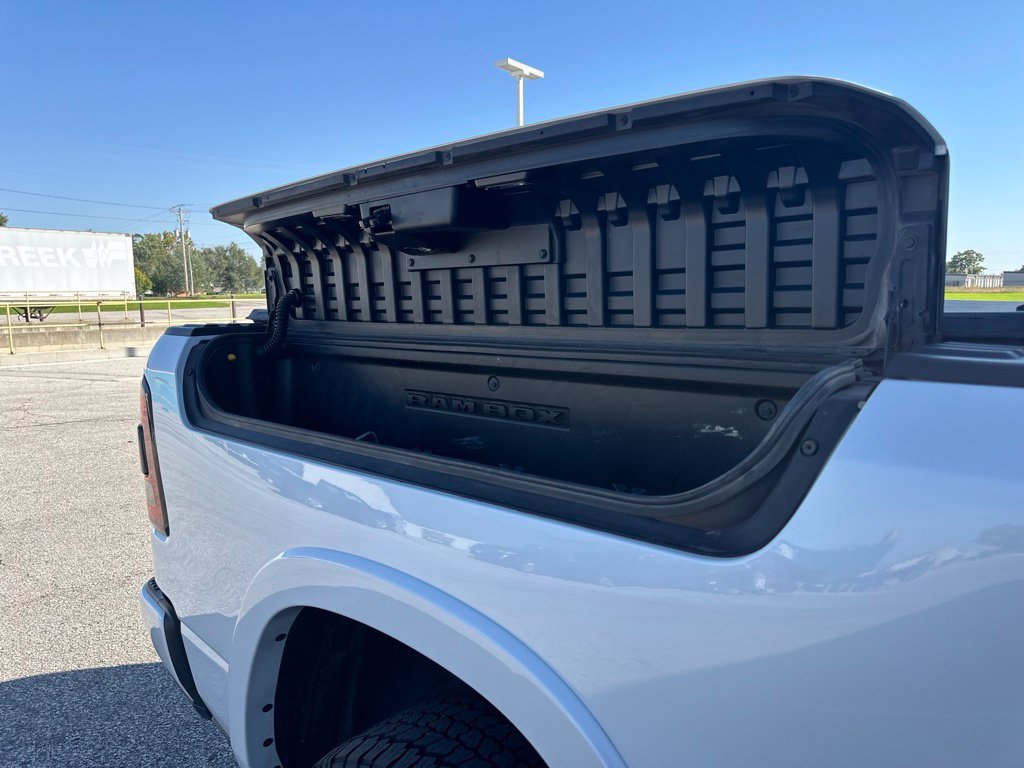 Used 2022 RAM 1500 Limited w/ Night Edition AWD/4WD image 27