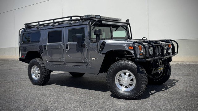 Used 2003 HUMMER H1 4-Door Wagon AWD/4WD image 4
