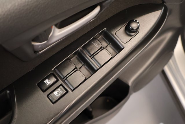Used 2008 Suzuki SX4 AWD Hatchback image 10