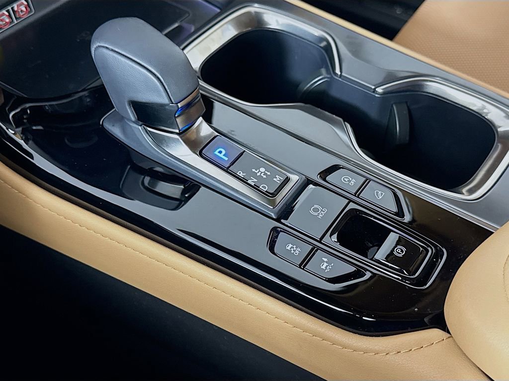 Certified 2025 Lexus NX 350 AWD w/ Accessory Package (2T) image 17