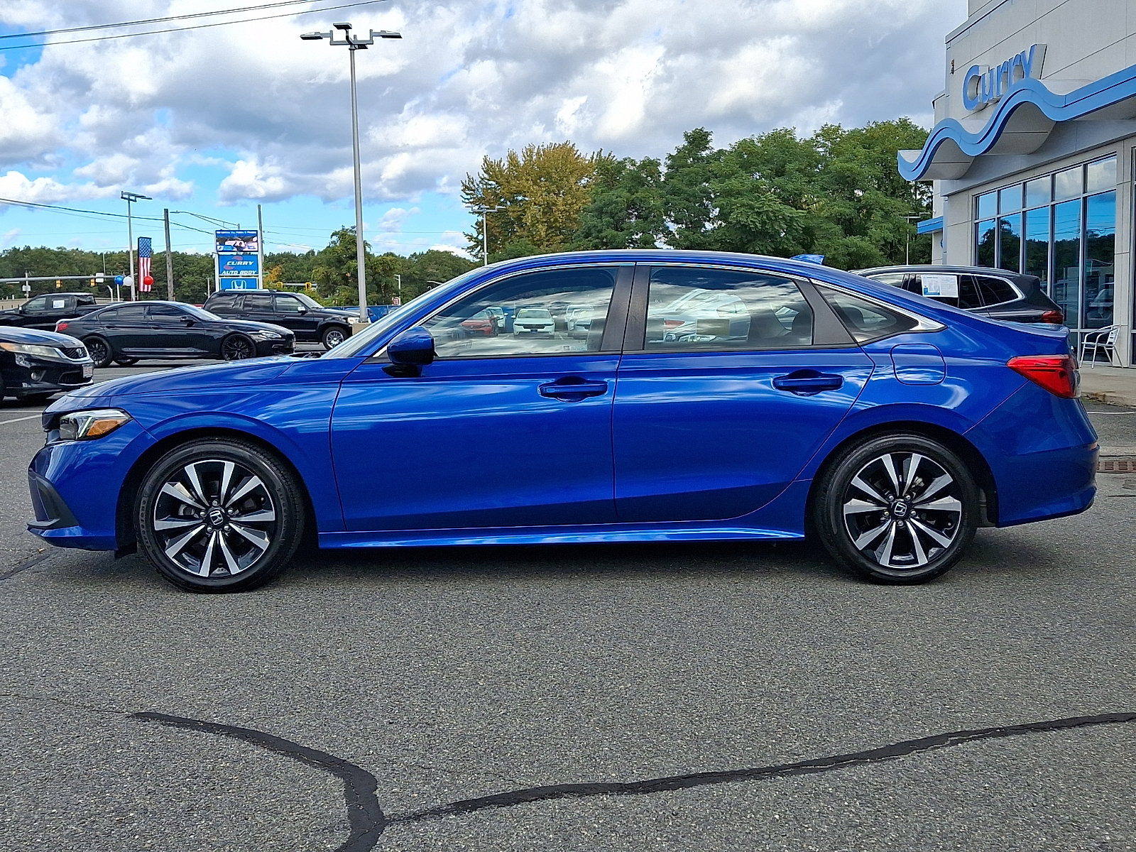 Used 2024 Honda Civic EX image 7