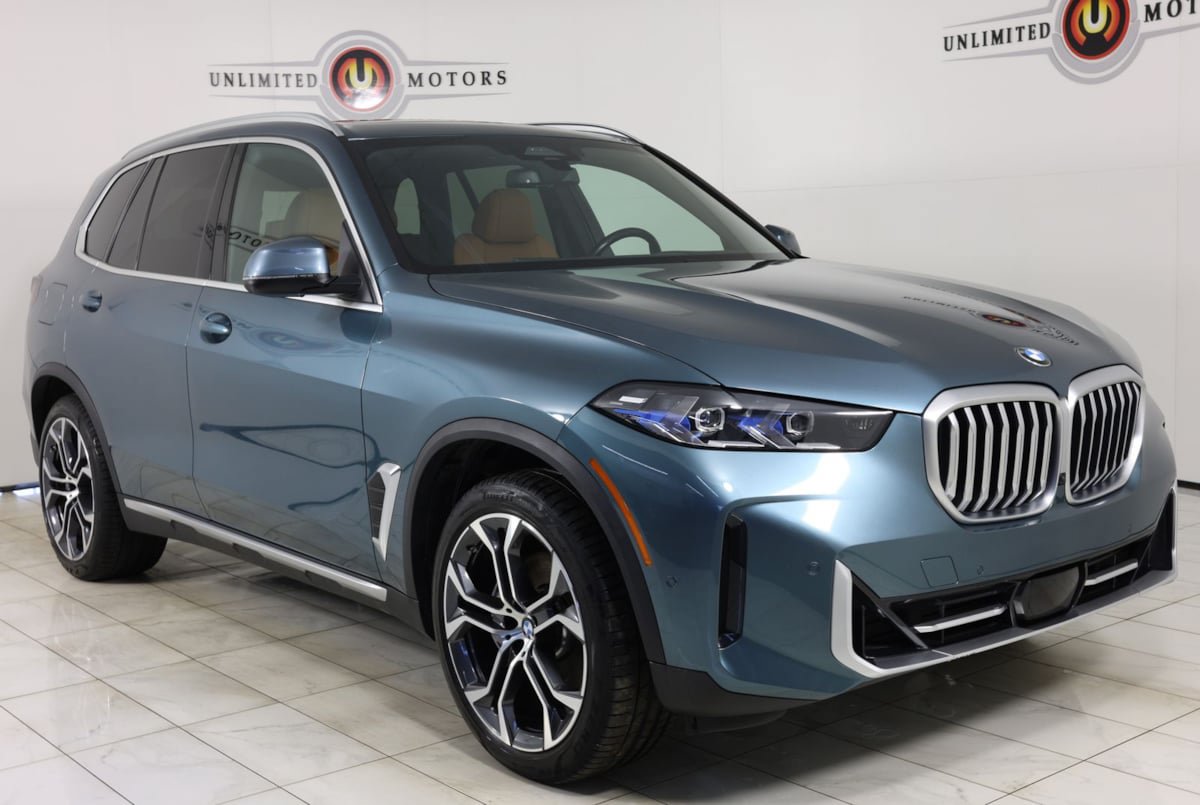 Used 2024 BMW X5 xDrive40i w/ Premium Package AWD/4WD image 39