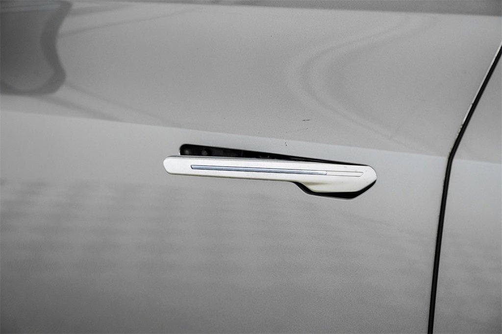 Used 2024 Cadillac Lyriq Luxury w/ LPO, Floor Liner Package image 40