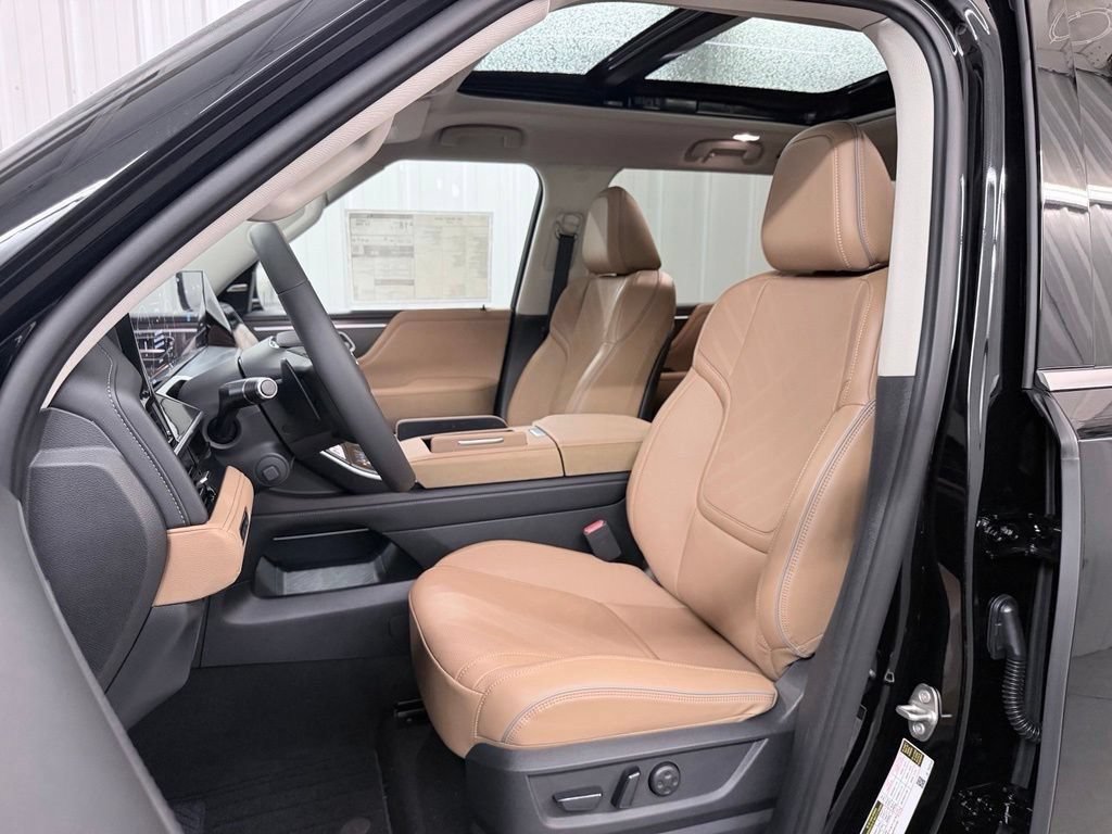 New 2027 INFINITI QX80 Luxe RWD image 12