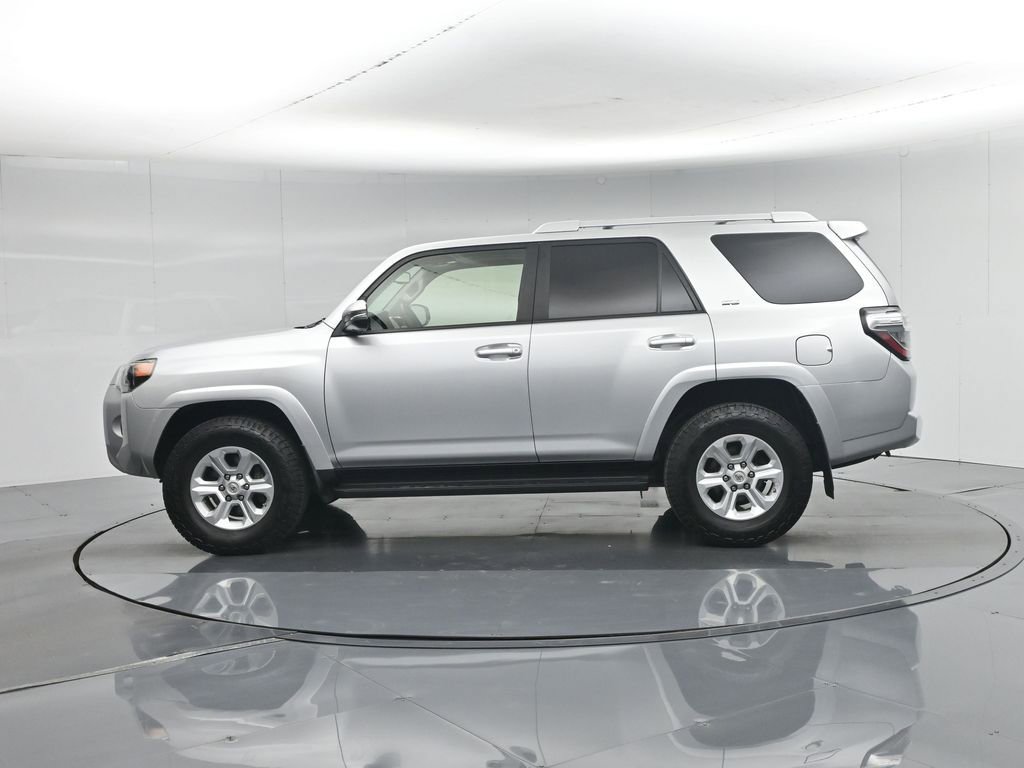 Used 2018 Toyota 4Runner SR5 Premium RWD image 33