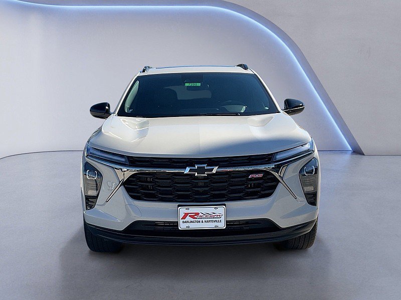 New 2026 Chevrolet Trax RS w/ Sunroof Package image 8