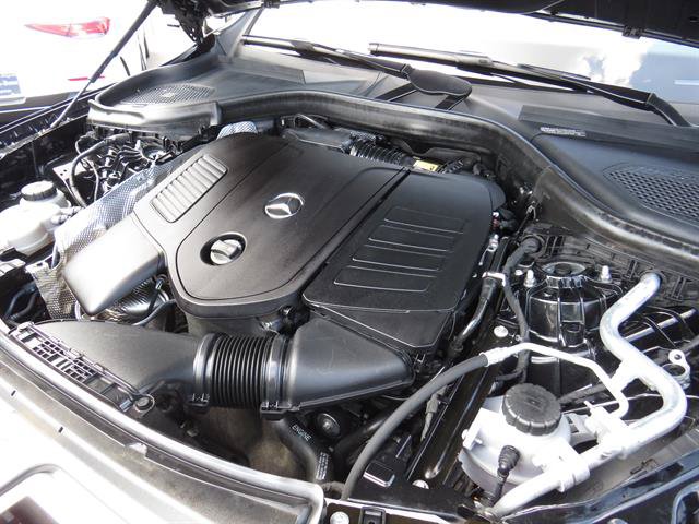 Used 2024 Mercedes-Benz GLC 300 4MATIC image 8