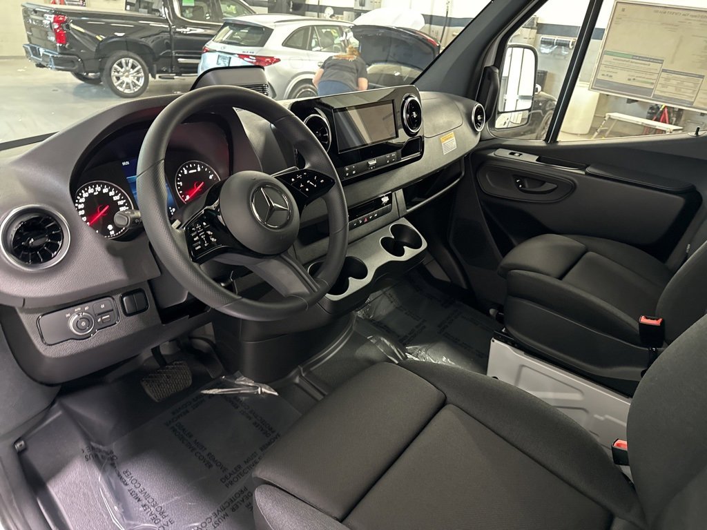 New 2025 Mercedes-Benz Sprinter 3500 image 12