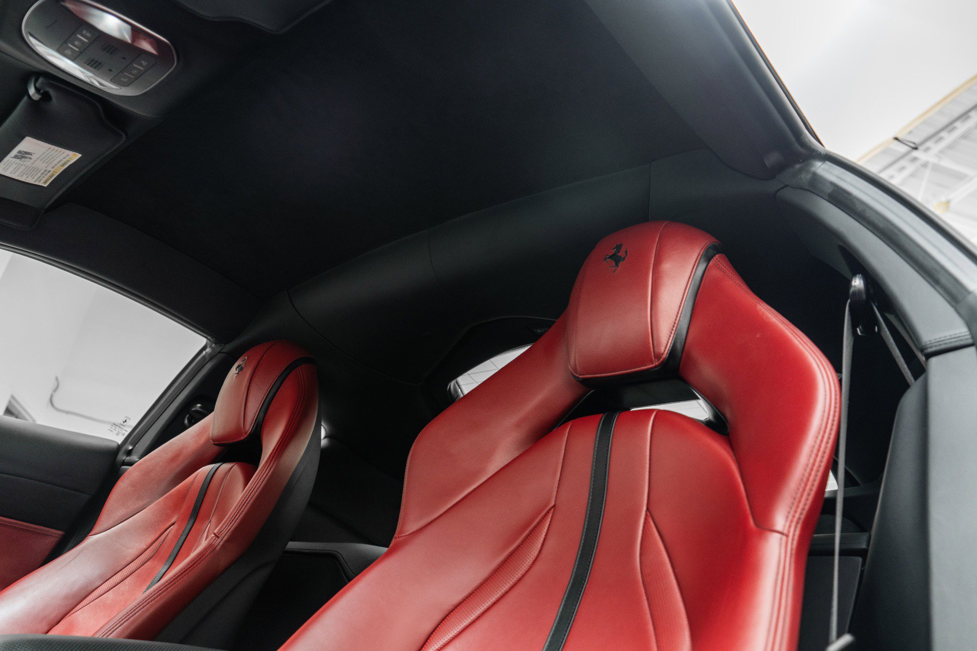 Used 2020 Ferrari 812 Superfast image 18