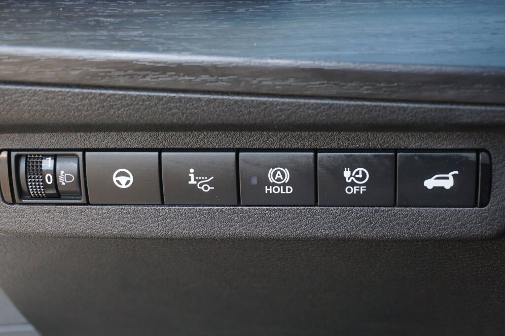 Certified 2024 Nissan Ariya PLATINUM+ e-4ORCE image 27