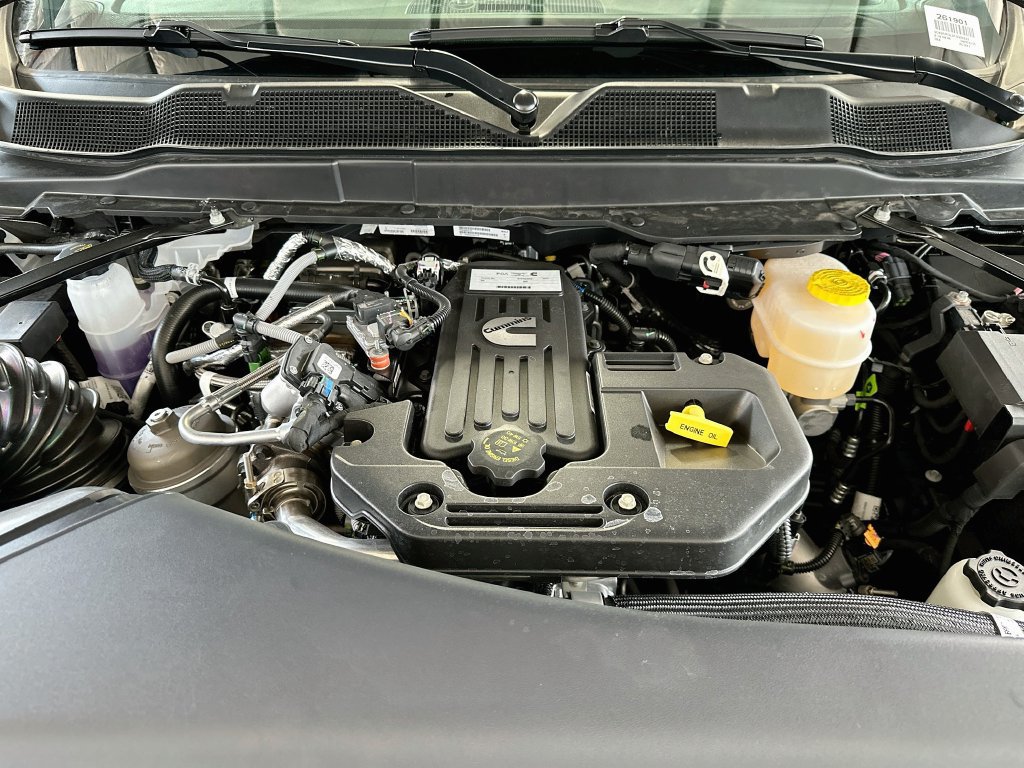 New 2026 RAM 3500 Tradesman AWD/4WD image 16