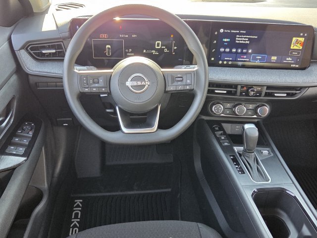 New 2027 Nissan Kicks S FWD image 11