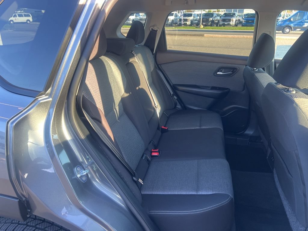 Used 2023 Nissan Rogue SV FWD image 36