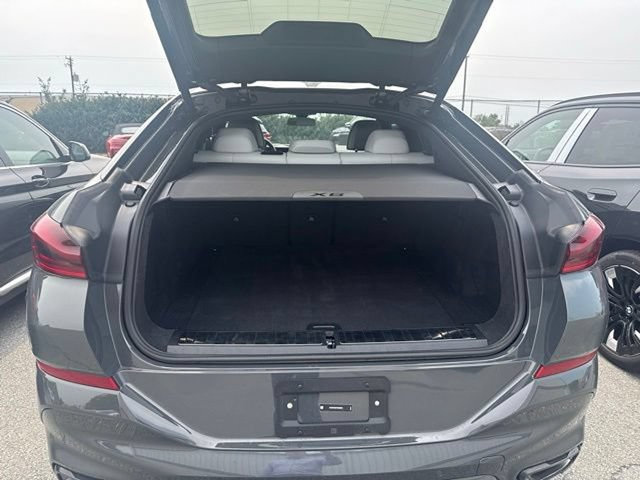 Certified 2026 BMW X6 xDrive40i AWD/4WD image 10