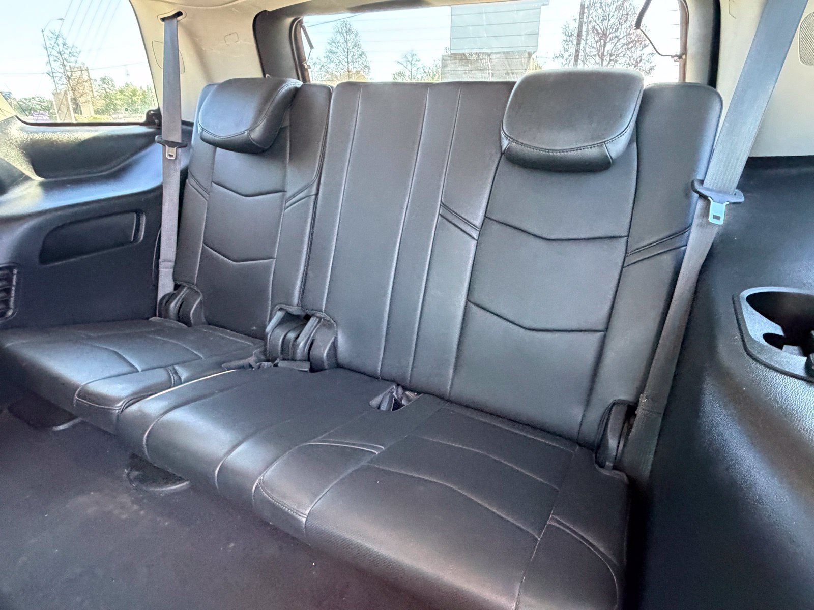 Used 2016 Cadillac Escalade Luxury AWD/4WD image 39