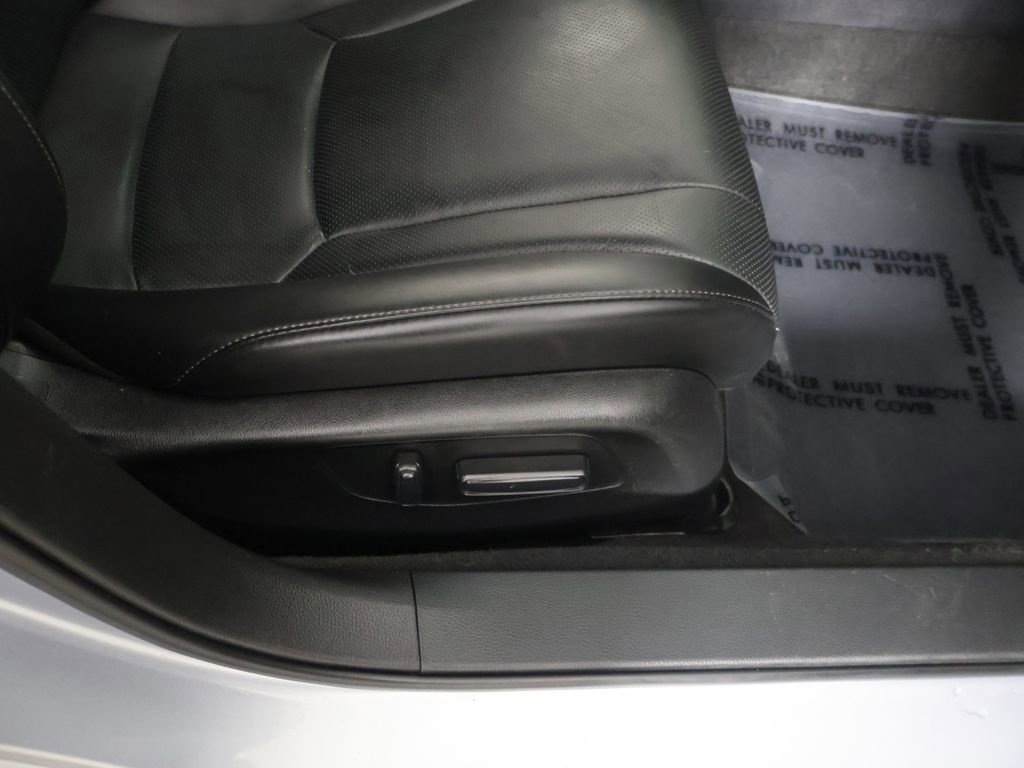 Used 2025 Honda Accord EX-L image 32
