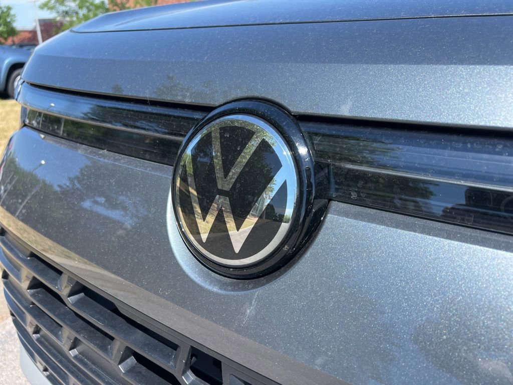 Used 2025 Volkswagen Tiguan S FWD image 10