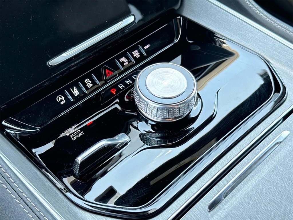 New 2025 Jeep Wagoneer Series II w/ Premium Group I image 24