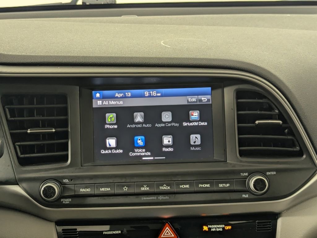 Used 2020 Hyundai Elantra SEL FWD image 18
