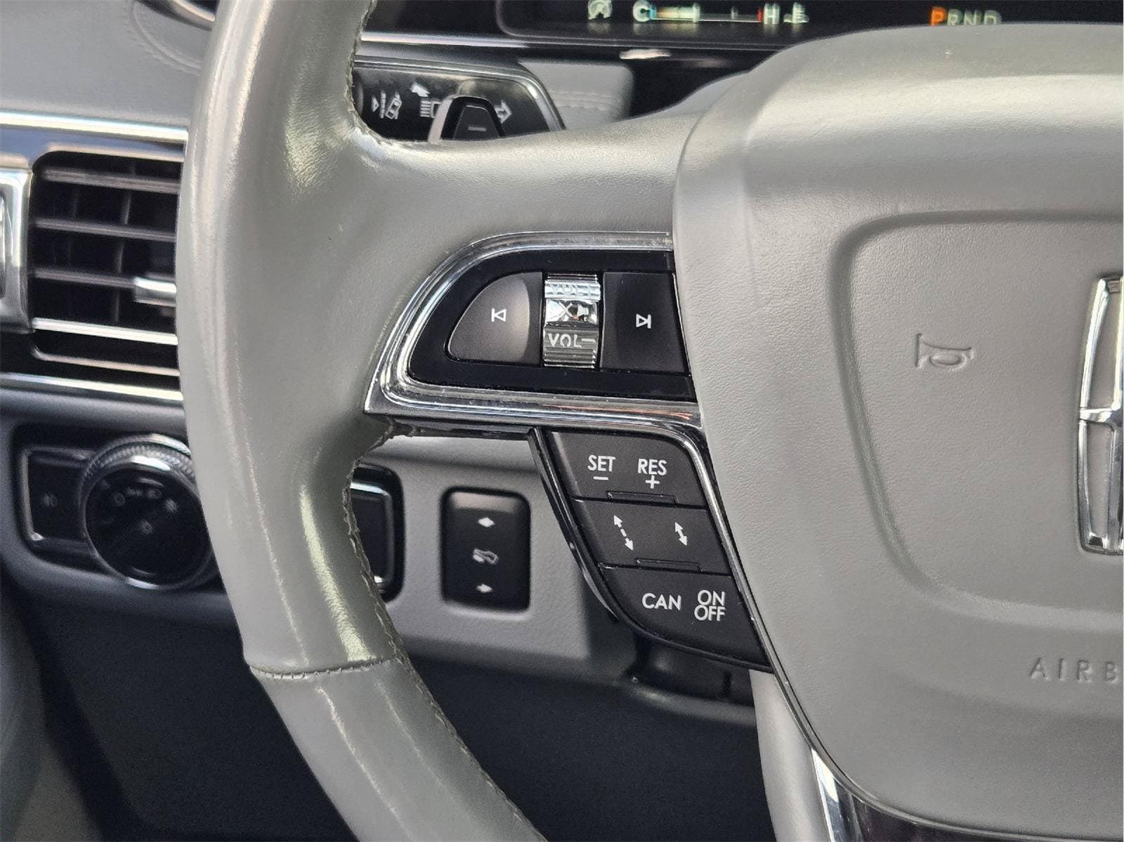 Used 2019 Lincoln Navigator L Reserve AWD/4WD image 26