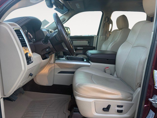 Used 2017 RAM 2500 Laramie AWD/4WD image 2