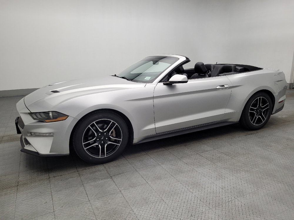 Used 2018 Ford Mustang Premium RWD image 2